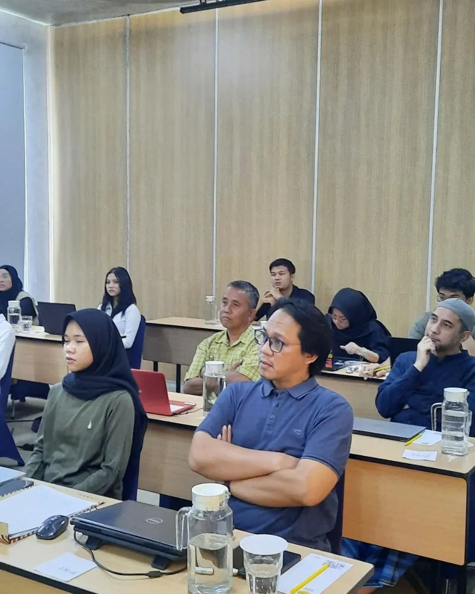 Dokumentasi kegiatan kelas saham Profita Institute 3